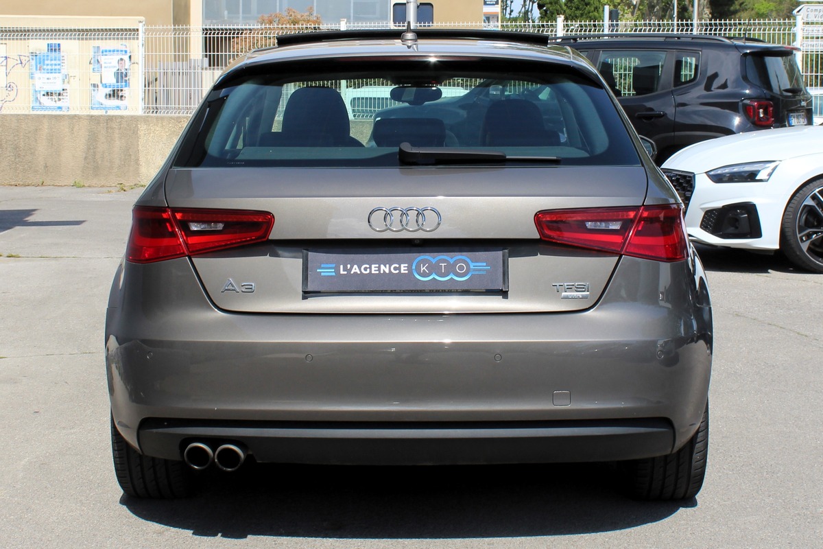 Audi A3 III 1.4 TFSi 150 ch AMBITION LUXE S TRONIC 7 + TOIT OUVRANT