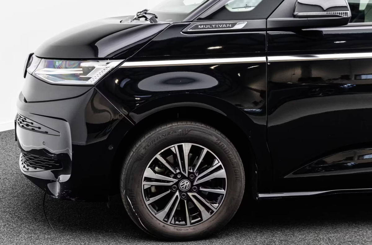 Volkswagen Multivan VII 1.4 eHybrid 218ch Style Court DSG6 - 7 places - Attelage