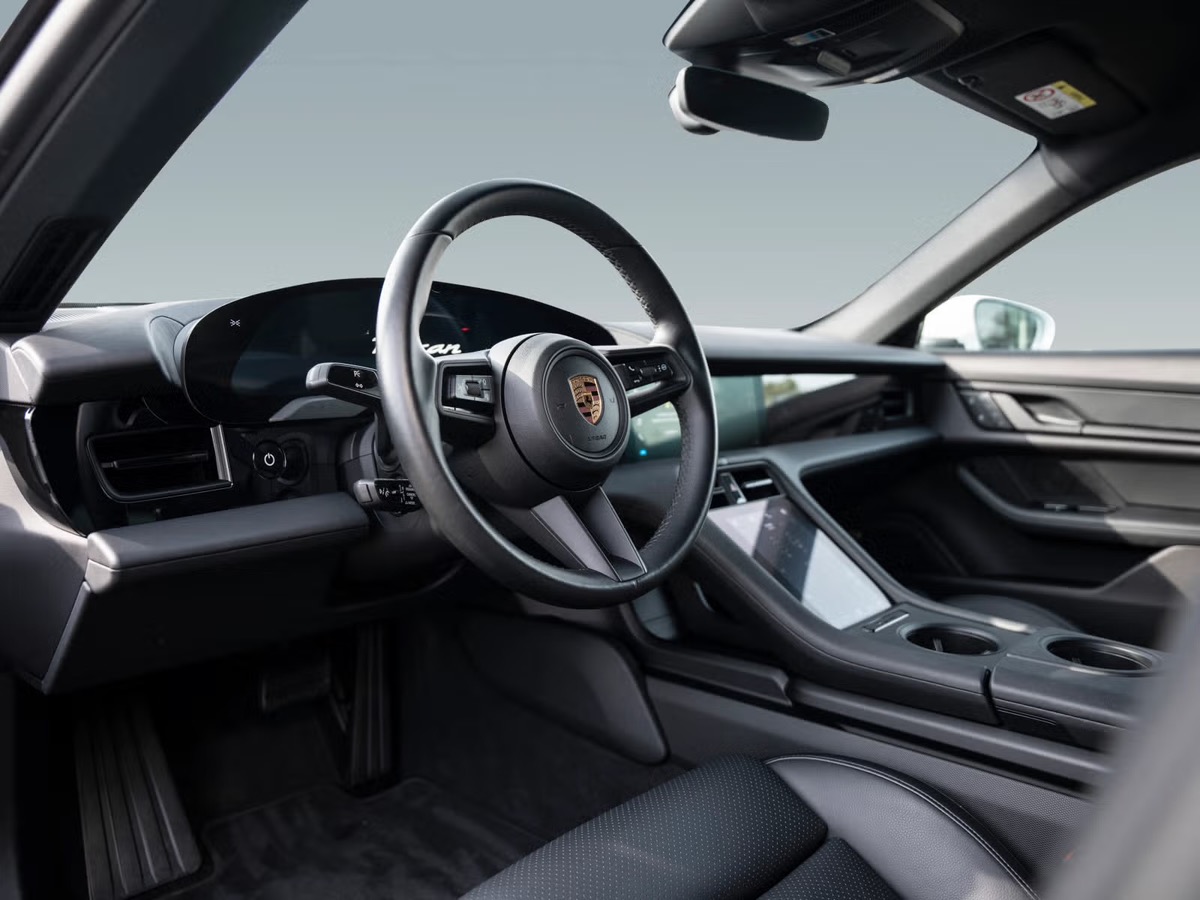 Porsche Taycan Cross Turismo 4S 571ch faible kilométrage