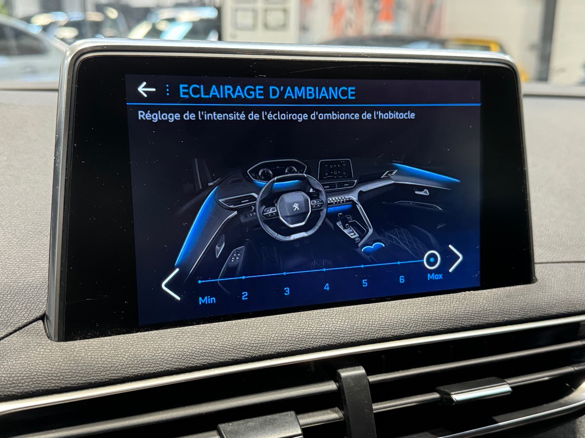 Peugeot 5008 2.0 BLUE HDi EAT8 180CV GT LINE 1ERE MAIN CARPLAY / ATTELAGE