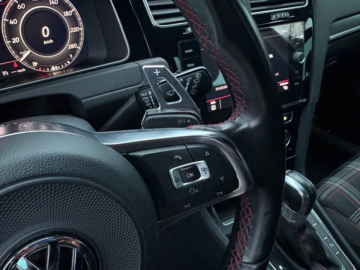 Volkswagen Golf 7 GTI 230CH Perfomance