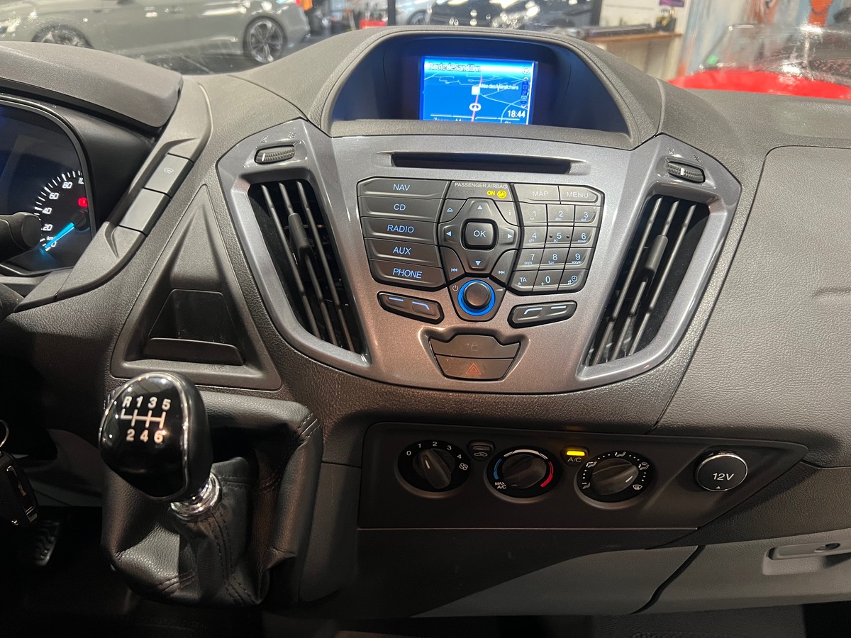 Ford Custom FOURGON L1H1 2.0 TDCI 130 LIMITED BV6