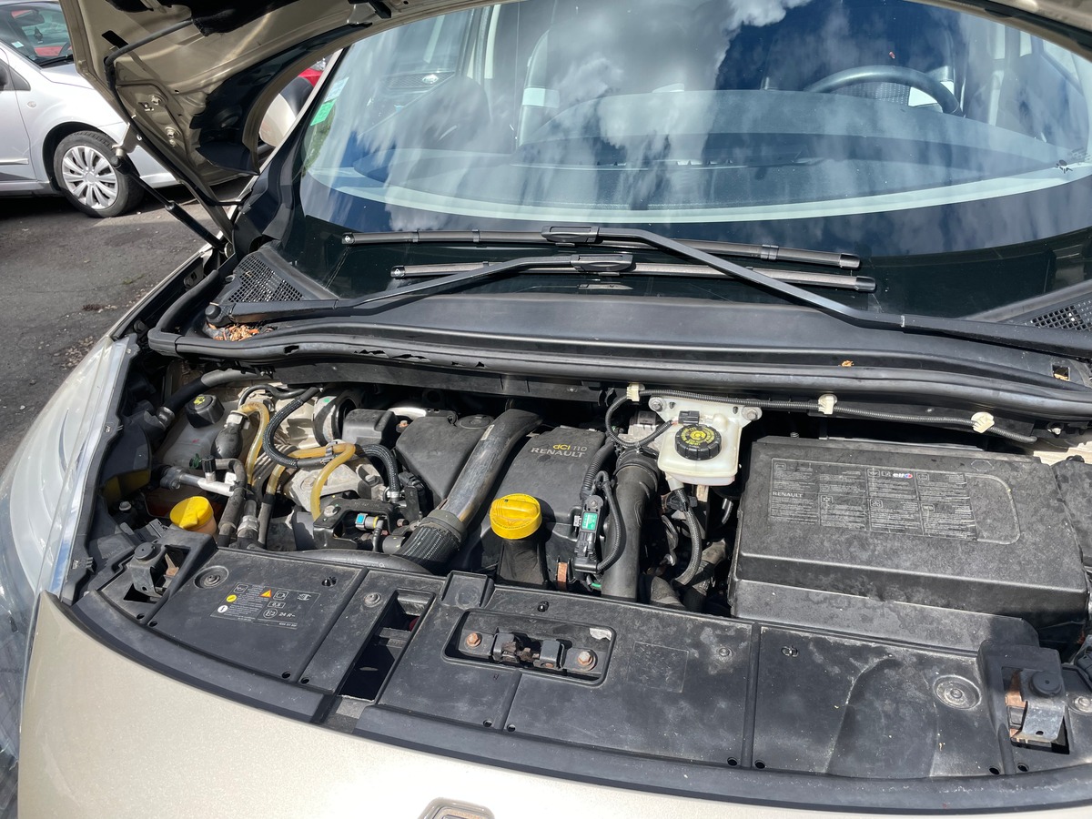 RENAULT Grand Scenic 1.5dci 110