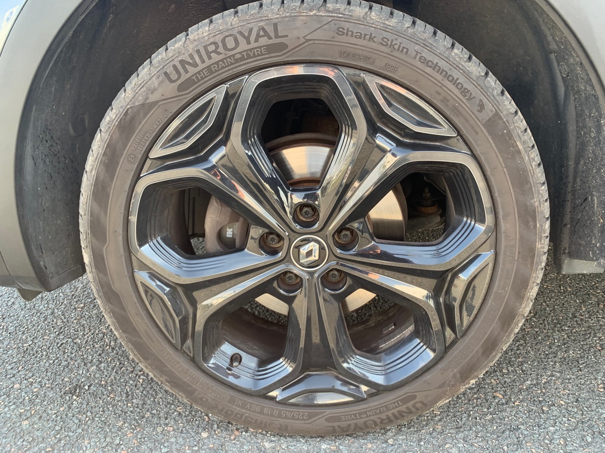 RENAULT Kadjar 150 ch | Black Edition SL | 4WD | Toit Panoramique | Caméra recul | Attelage | BOSE