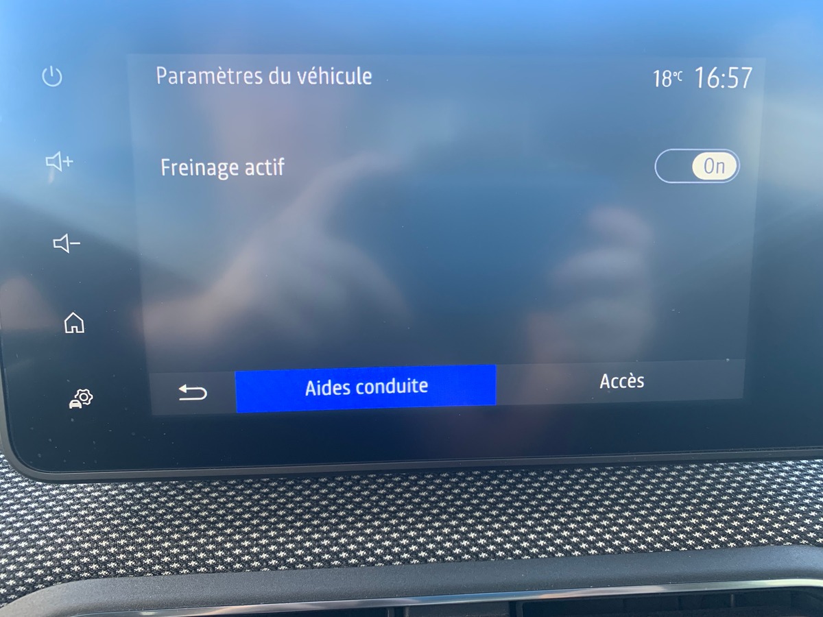 Dacia Sandero Stepway 90 ch | Confort | Régulateur vitesse | Intégration smartphone | Climatisation