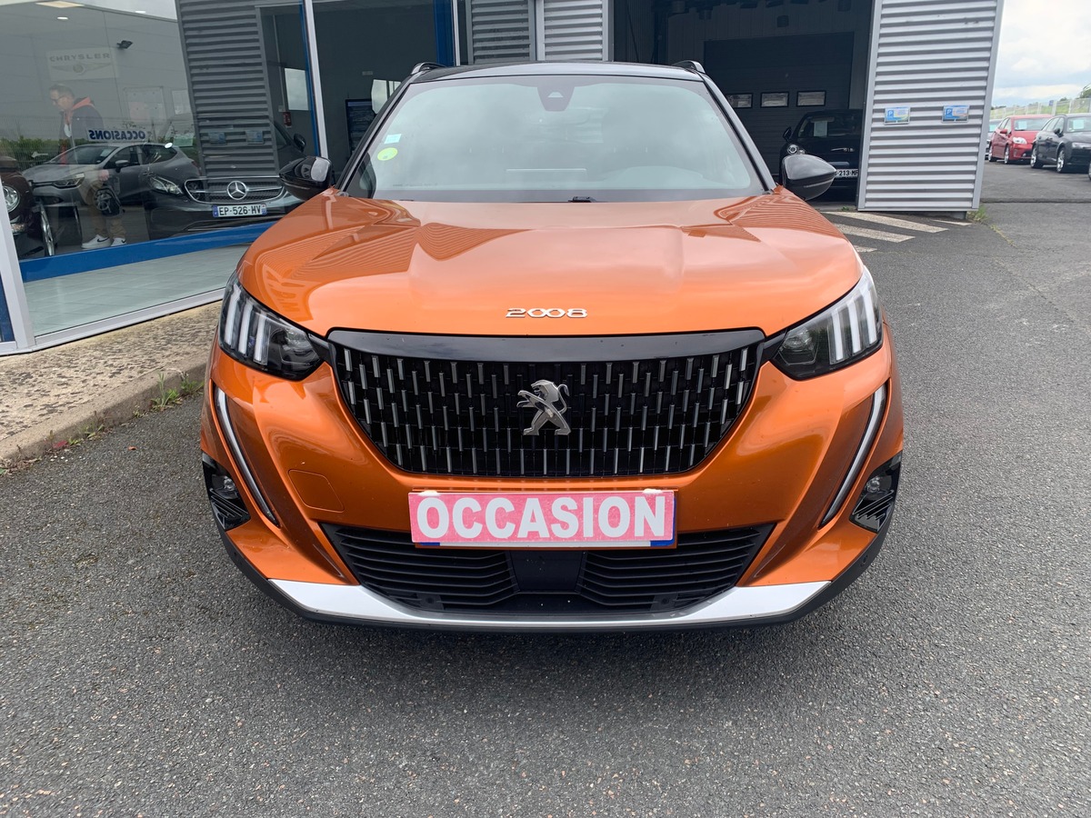 Peugeot 2008 130 chevaux | GT | Caméra de recul | Apple car Play | GPS | Palettes au volant