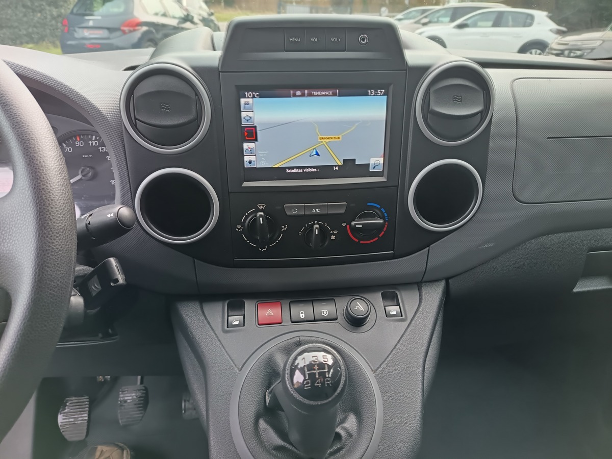Citroën Berlingo FG 1.6L 98 CH BUSINESS M Gtie 6 mois Tva récupérable/ 3 places/Android auto