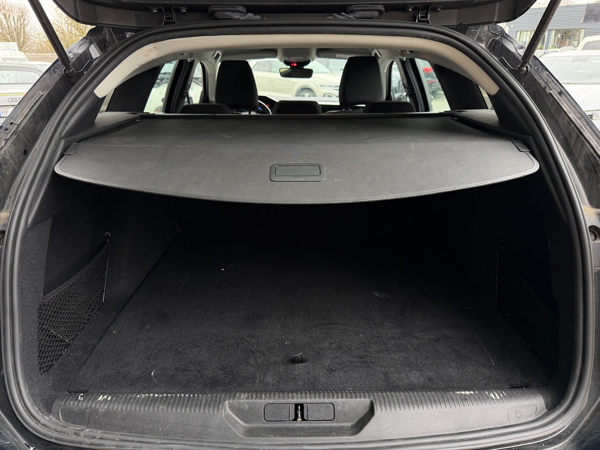 Peugeot 308 Active Business 1.2 EAT8 S&S 130 cv Boîte auto - Entretiens Peugeot