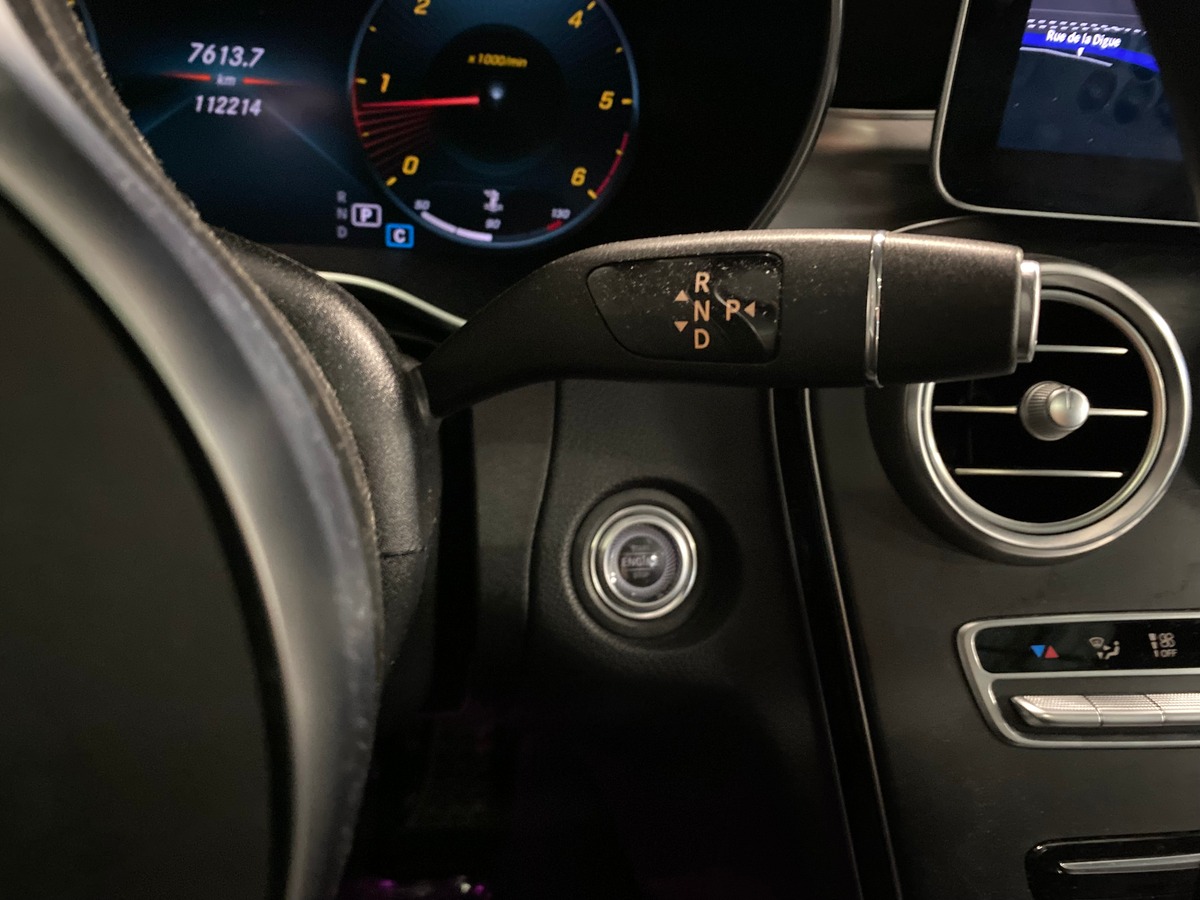 Mercedes Benz Classe C 220 cdi AMG Line / Toit Panoramique Ouvrant / Cock Pit / Led d Ambiance