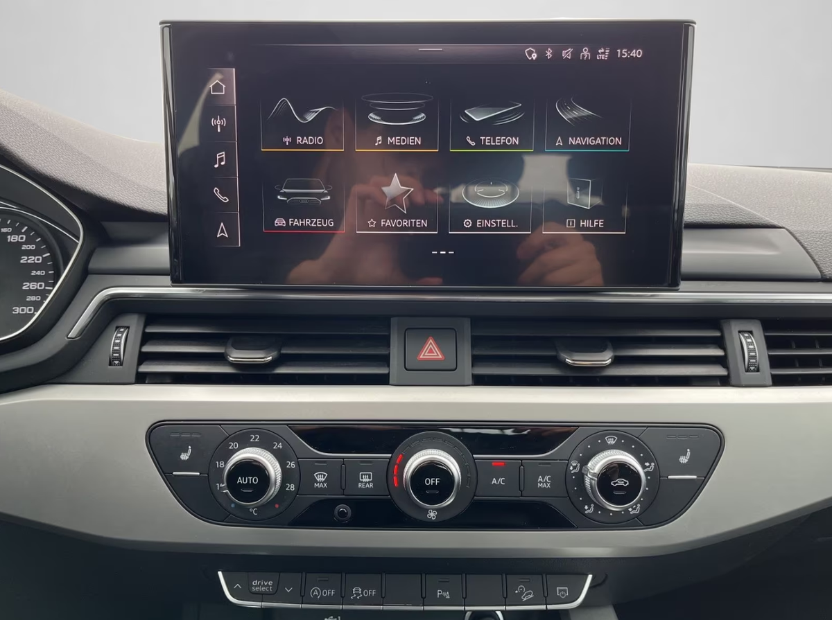 Audi A4 Allroad 40 TDI 204ch Avus quattro S tronic 7/Bang&Olufsen/Toit ouvrant/Attelage/Matrix