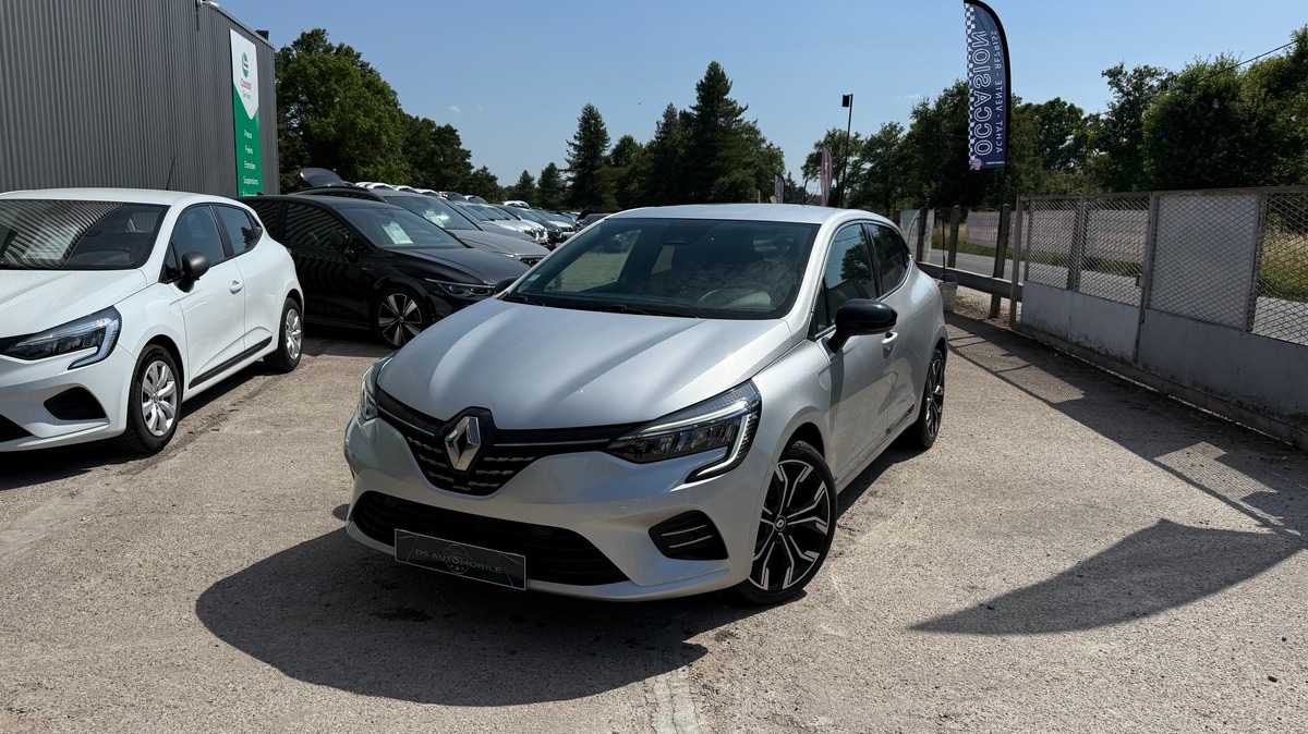 RENAULT Clio V