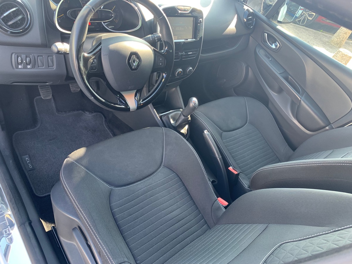 RENAULT Clio IV 75 chevaux | Limited | Caméra de recul | GPS | Bluetooth | Régulateur de vitesse