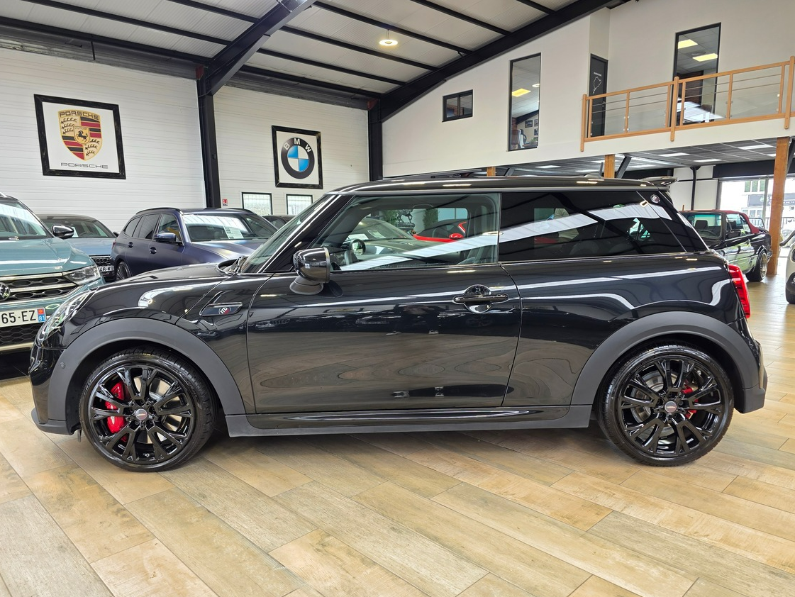 Mini Mini JCW III JOHN COOPER WORKS 1to6 EDITION // EDITION LIMITEE 999 EXEMPLAIRES MONDE
