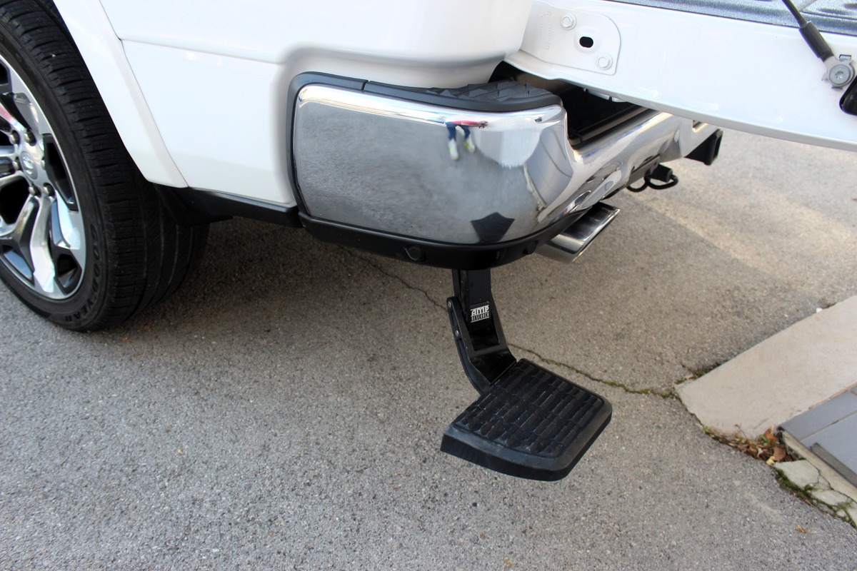 Dodge RAM CREW CAB 1500 5.7 V8 396 ch LARAMIE EDITION LONGHORN / RAM BOX / CARPLAY / ATTELAGE / E85