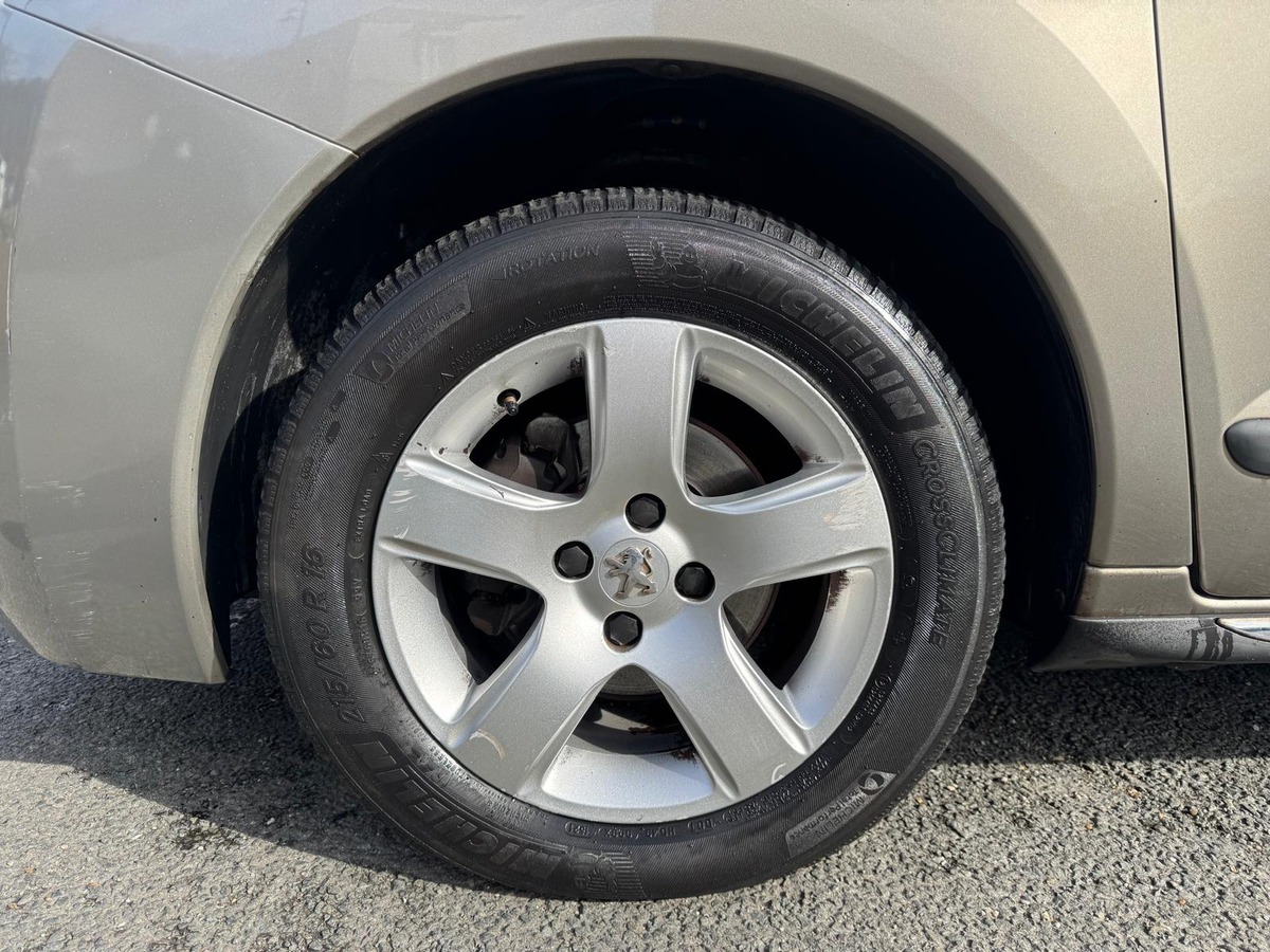 Peugeot 3008 1.6 HDi Allure - Révisé - Garantie