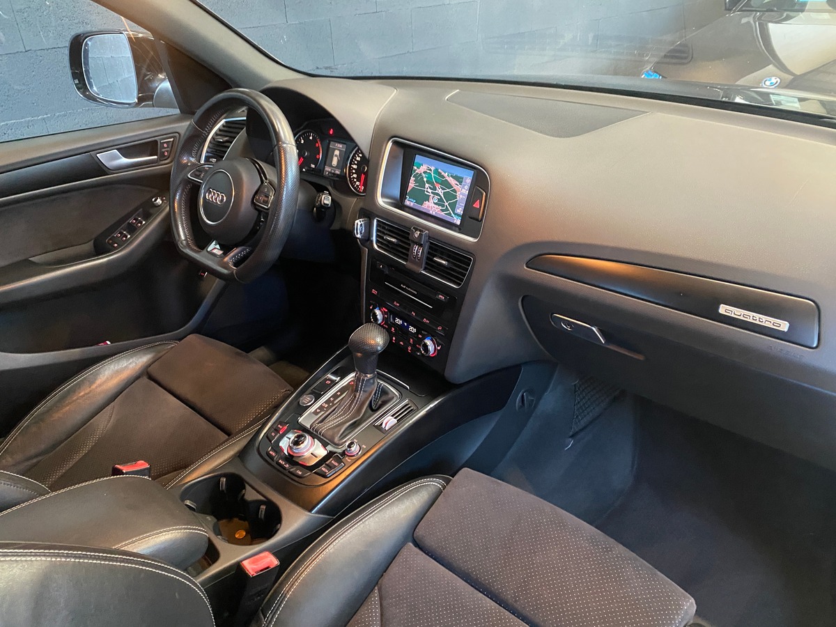 Audi Q5 3.0 TDi 245 S Line S-tronic 7