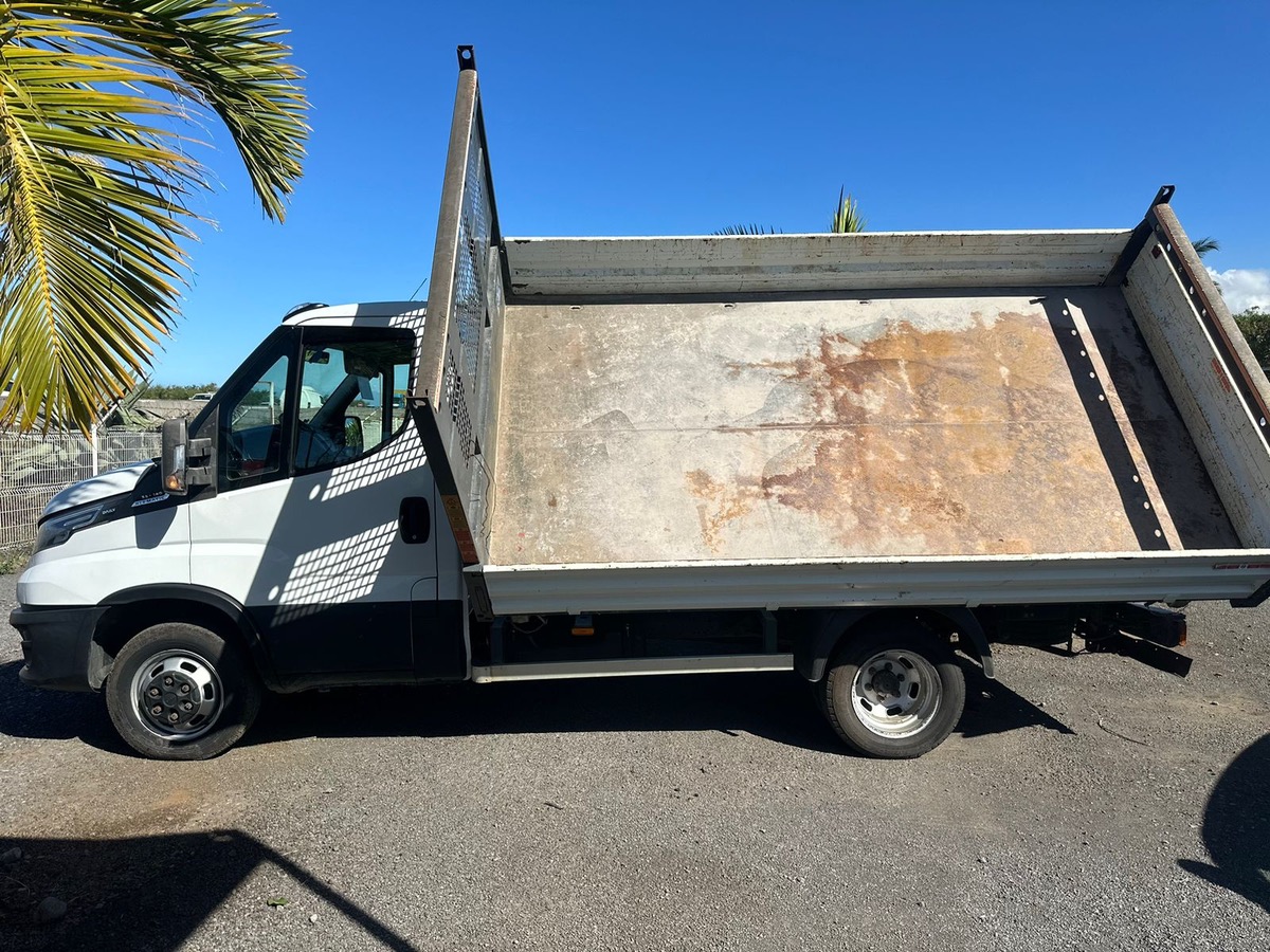 Iveco 35C18 BENNE 3.0L 182CH TRI BENNE 2020 BOITE AUTO