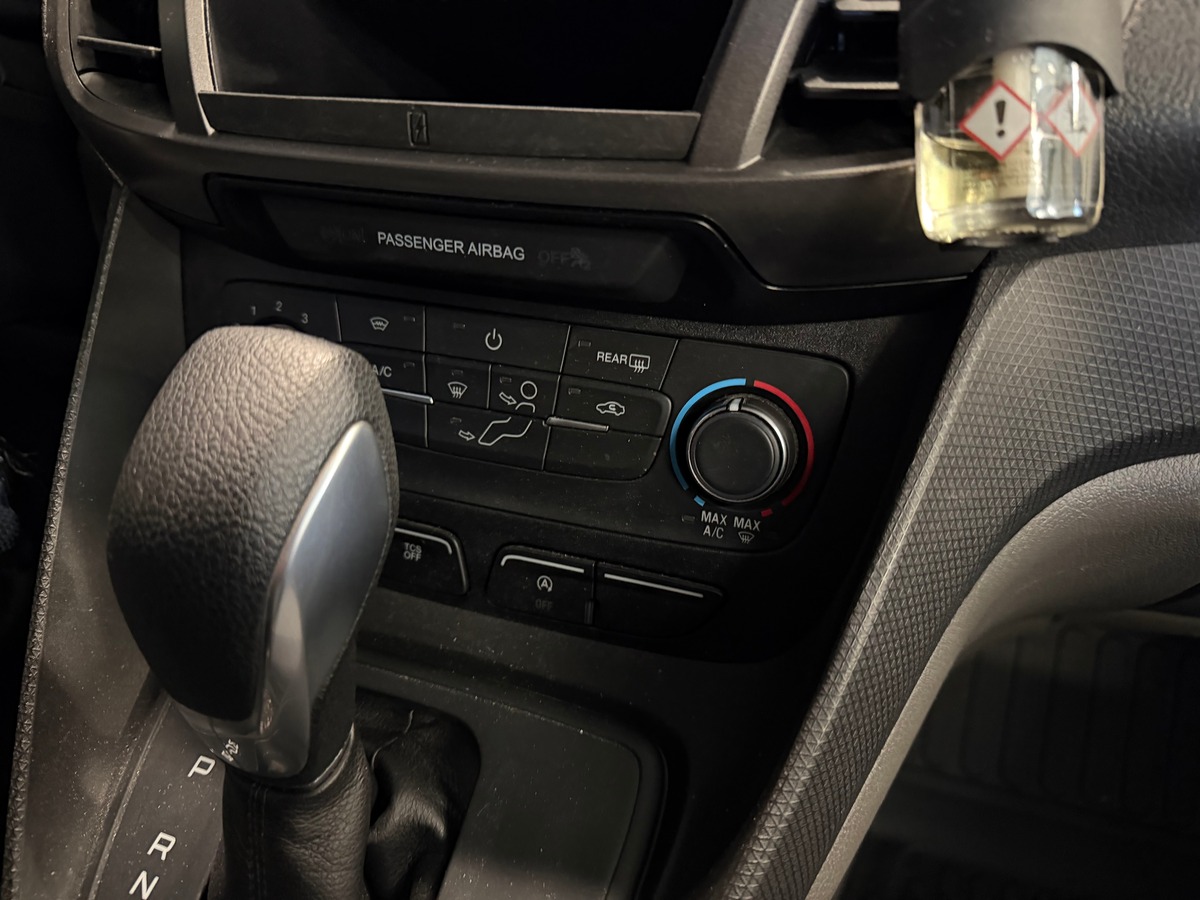 Ford T.CONNECT transit Connect 120 ch BVA 5 Places Long Boite Automatique / Double porte latéral