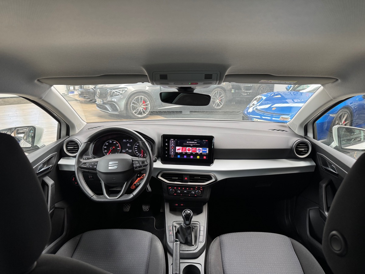 Seat Ibiza 1.0 ECOTSI 95CV URBAN 1ERE MAIN/CARPLAY F