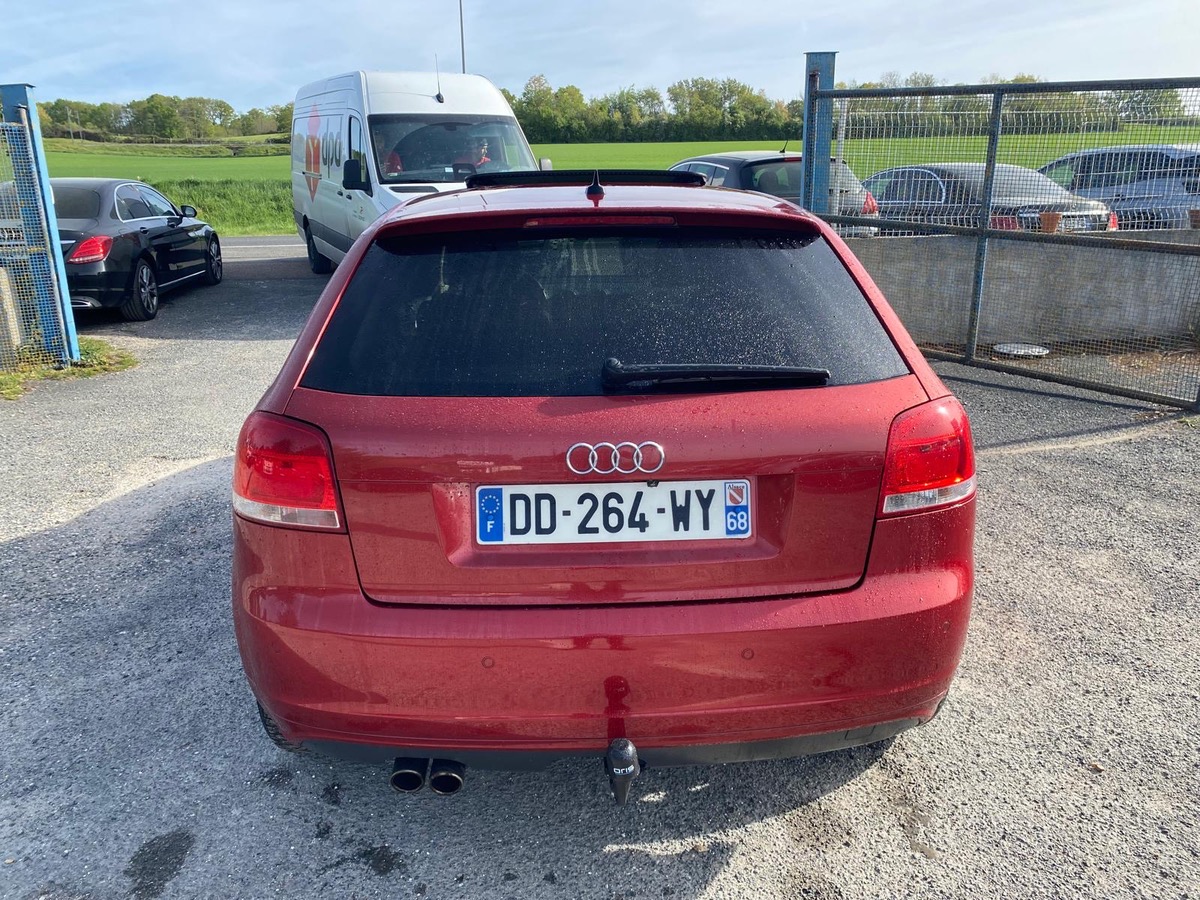 Audi A3 2.0 tdi 170cv SLINE état irréprochable très très propre 