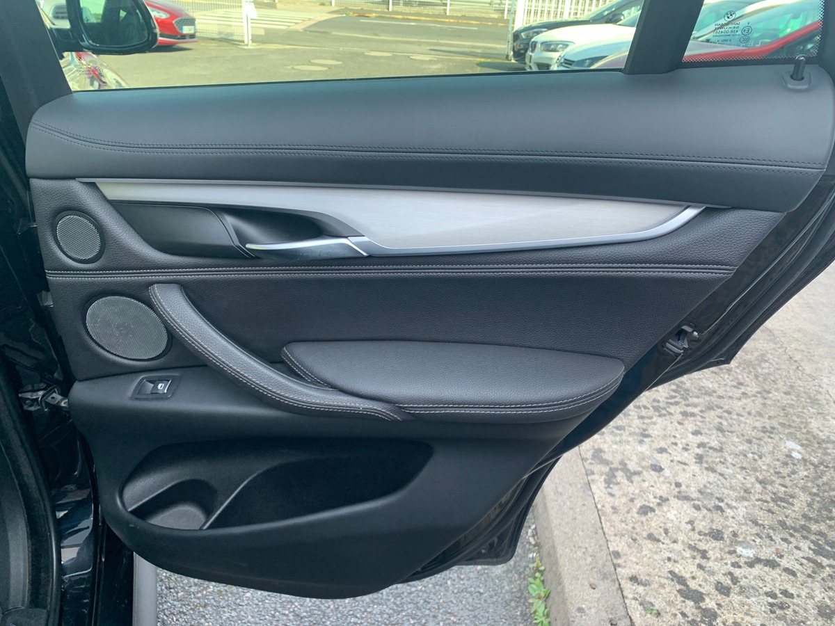 Bmw X6 380 | M | Toit ouvrant | Harman Kardon | Régulateur vitesse adaptatif | Attelage électrique