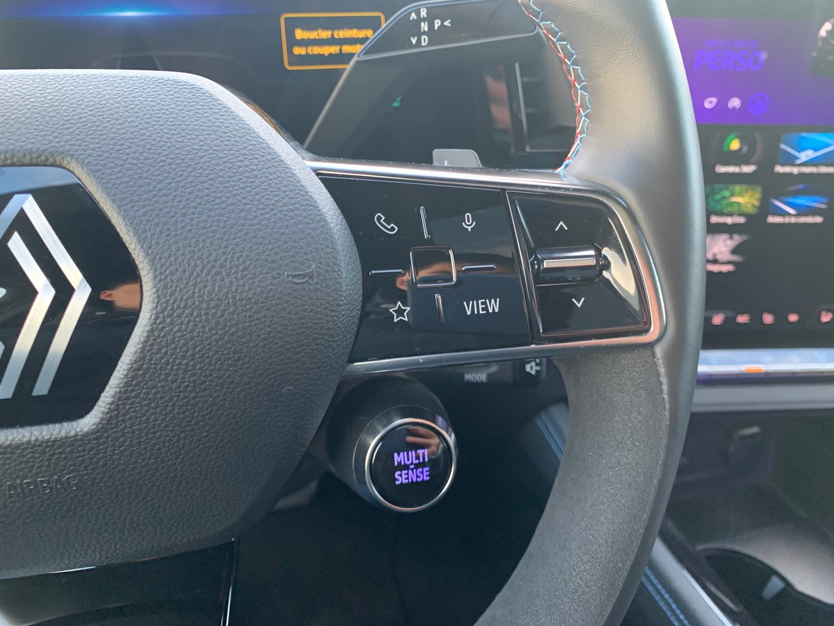 RENAULT Espace 200 | E-TECH | Esprit Alpine | 7 Places | Caméra de recul | Pack Advanced Driving