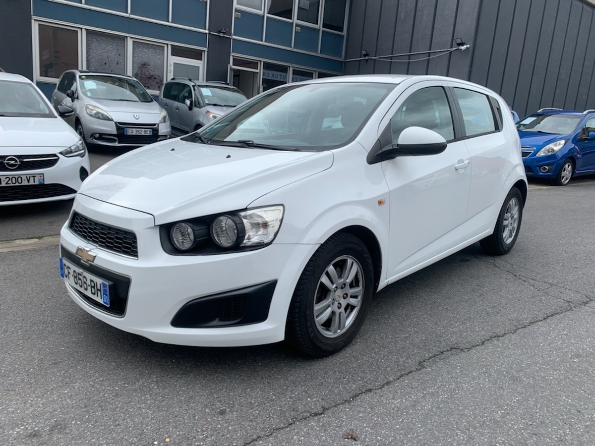 Chevrolet Aveo 1.3 VCDI 75 CV 4XCArte bleu