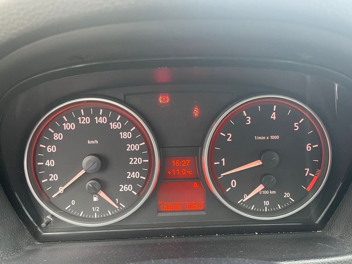 Bmw Série 3 325 i e90 218ch Pack Luxe BVM6