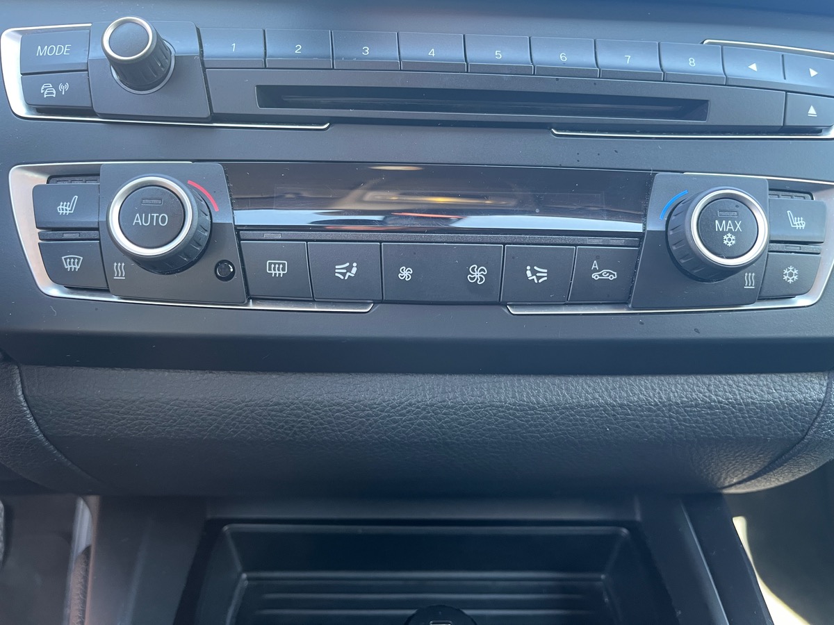 Bmw Série 1 (F20) 116i 136ch SPORT, Suivi complet, Radars avant/arrière, Sièges chauffants
