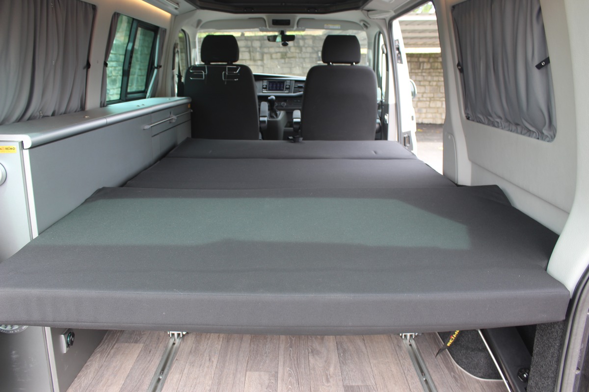 Volkswagen Transporter T6.1 TDi 150 ch DSG 7 AMENAGEMENT REIMO CITY VAN + CAMERA - CARPLAY - SOLAIRE