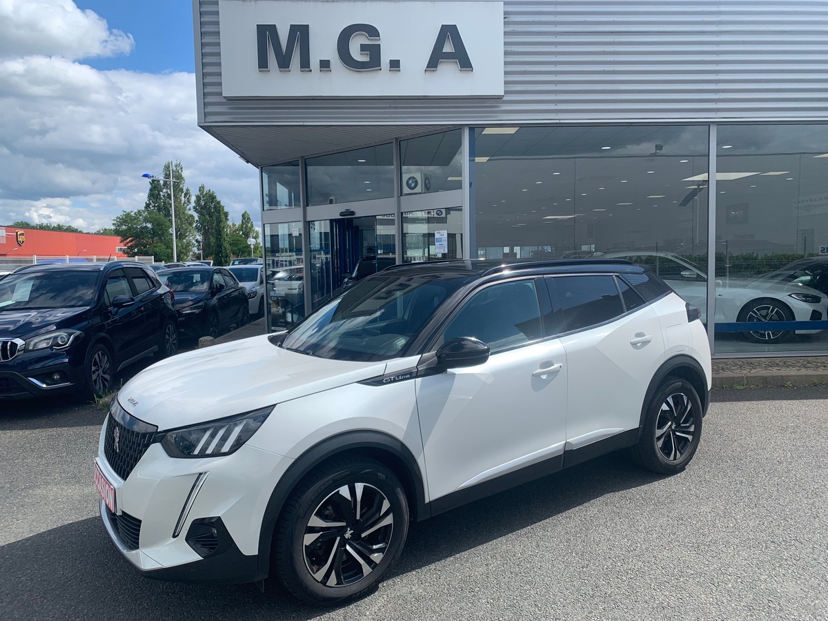 Peugeot 2008 130 chevaux | GT Line | Toit ouvrant panoramique | Apple car Play | Attelage