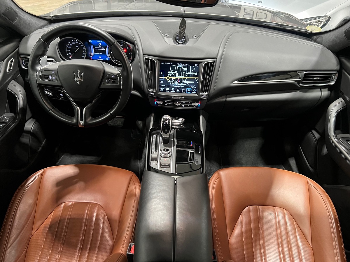 Maserati Levante Diesel 3.0 V6 Turbo 275 SPORT /CARPLAY/ATTELAGE/