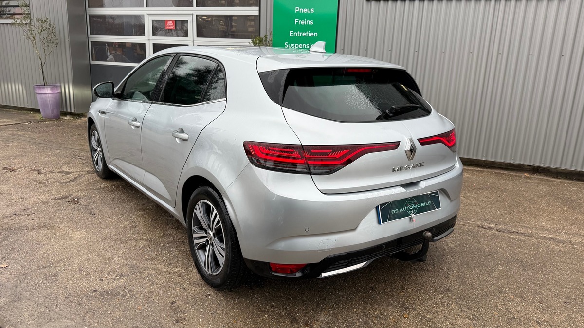 RENAULT Megane IV 4 dci 115 Chx EDC BOITE AUTOMATIQUE 06/2021 COCKPIT PHASE 2 CAMERA 68 300 Kms