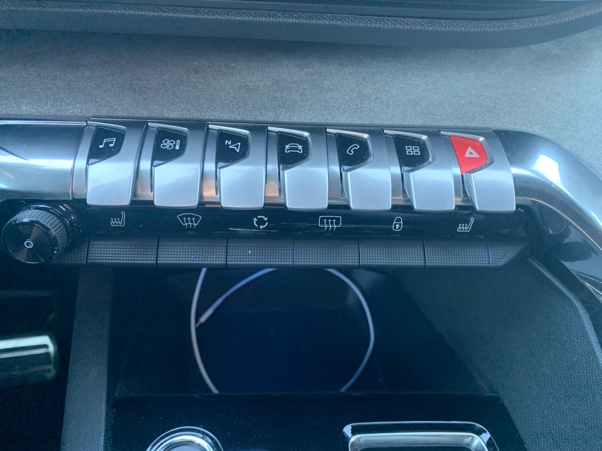 Peugeot 3008 130 ch | GT | Pack Alcantara | Pack City 2 | Hayon Motorisé avec accès Mains Libres