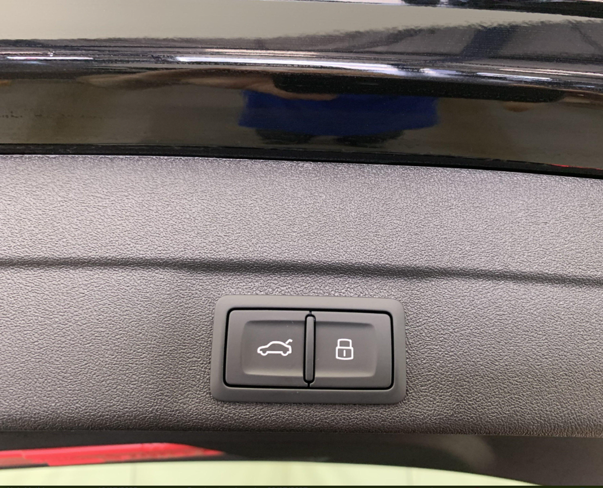 Audi A5 AVANT TDI Hybride | 204 ch | S tronic 7 | S line