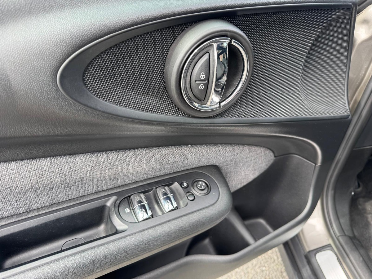 Mini Clubman One D 1.5d 116cv Hyde Park - boite automatique