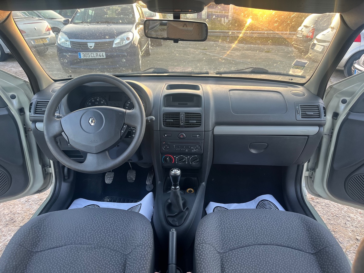 RENAULT Clio 1.5 dci