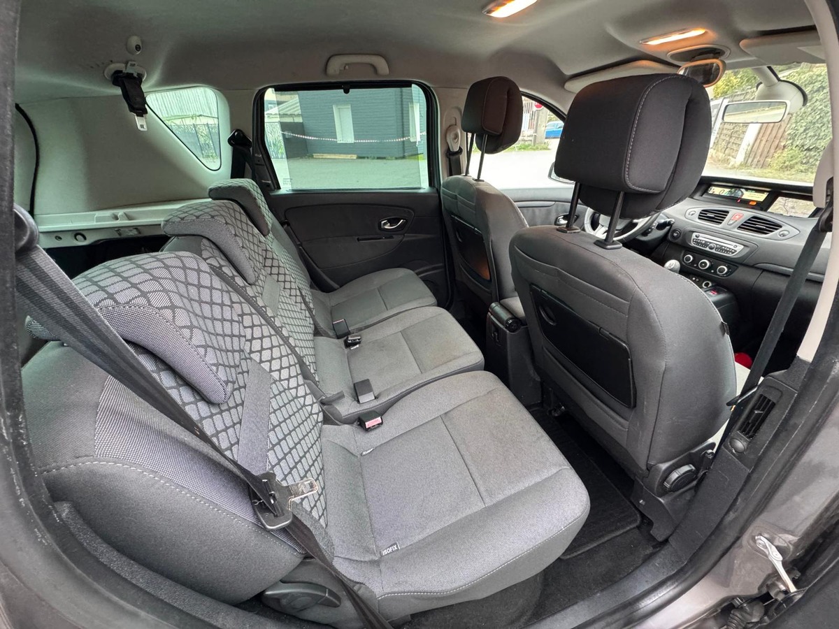RENAULT Scenic III 1.5 dCi 110 15th - GPS - Distribution neuve - Garantie