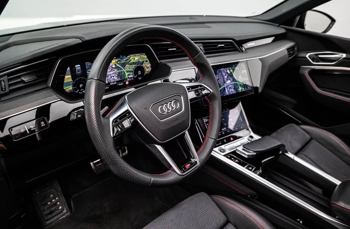 Audi Q8 e-tron 55 408ch S Line quattro Bang&Olufsen Toit ouvrant