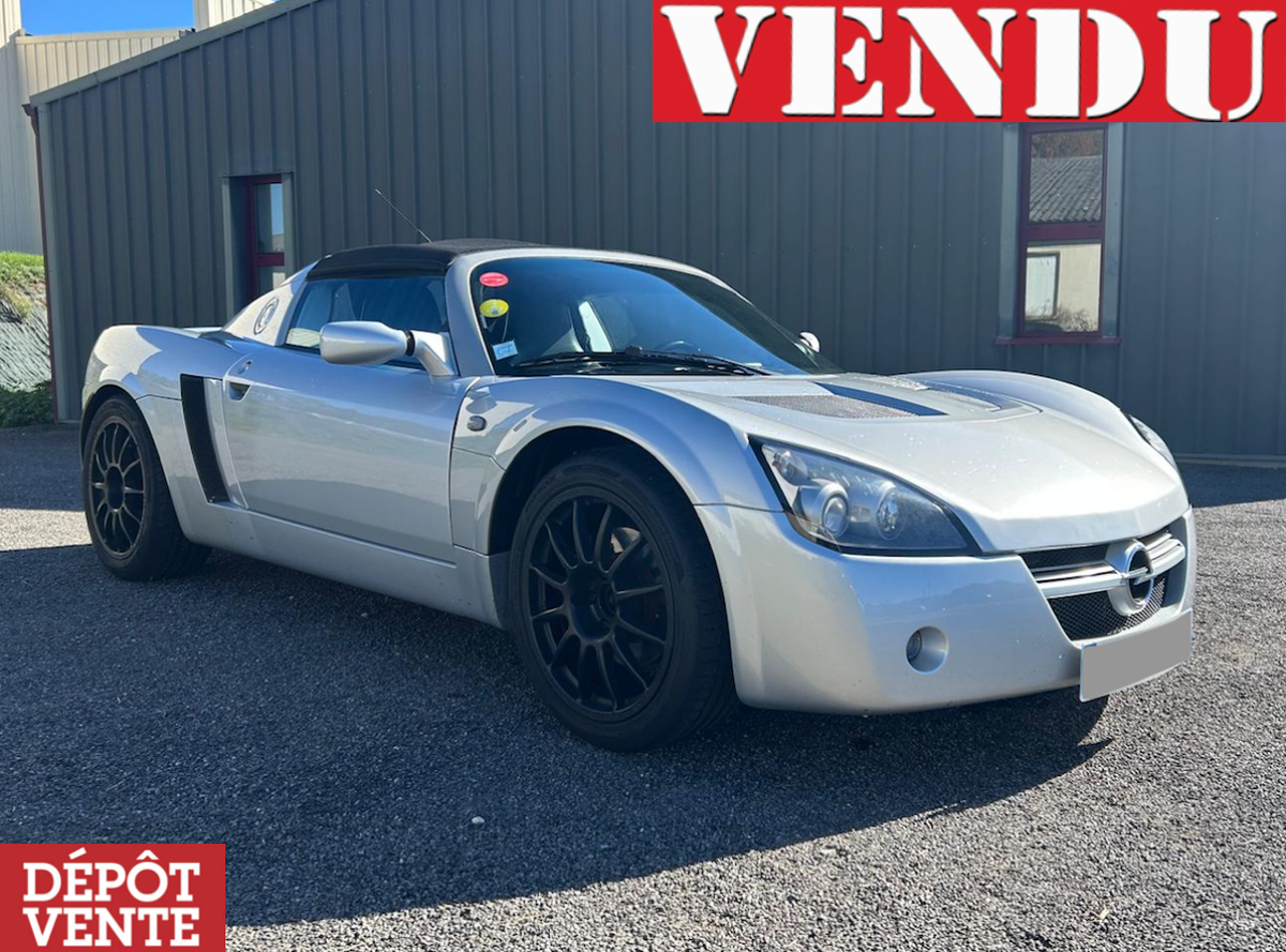 Opel Speedster 2.2 (147 ch)