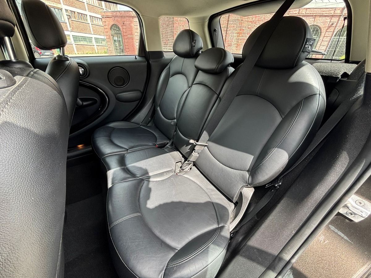 Mini Countryman COOPER D PACK CHILI BVM6 - Première main