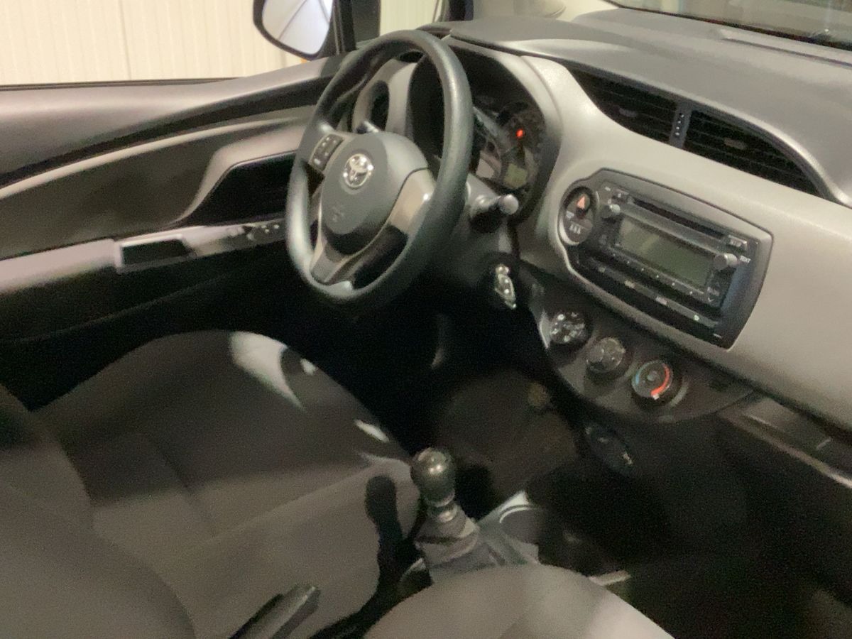 Toyota Yaris III 1.33 VVTi 100