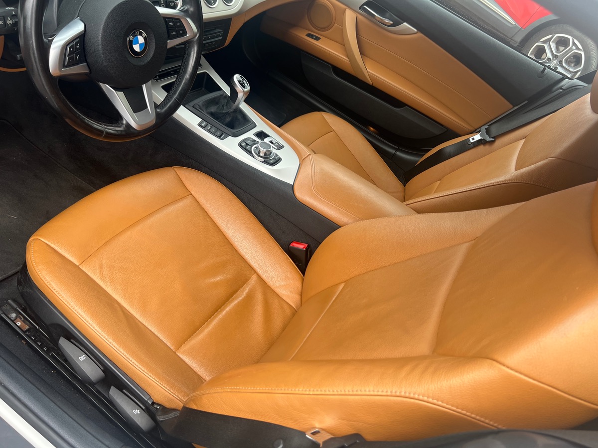 Bmw Z4 CONFORT 2.3 SDRIVE 204ch, SUIVI COMPLET, SIEGES CHAUFFANTS, BI XENON