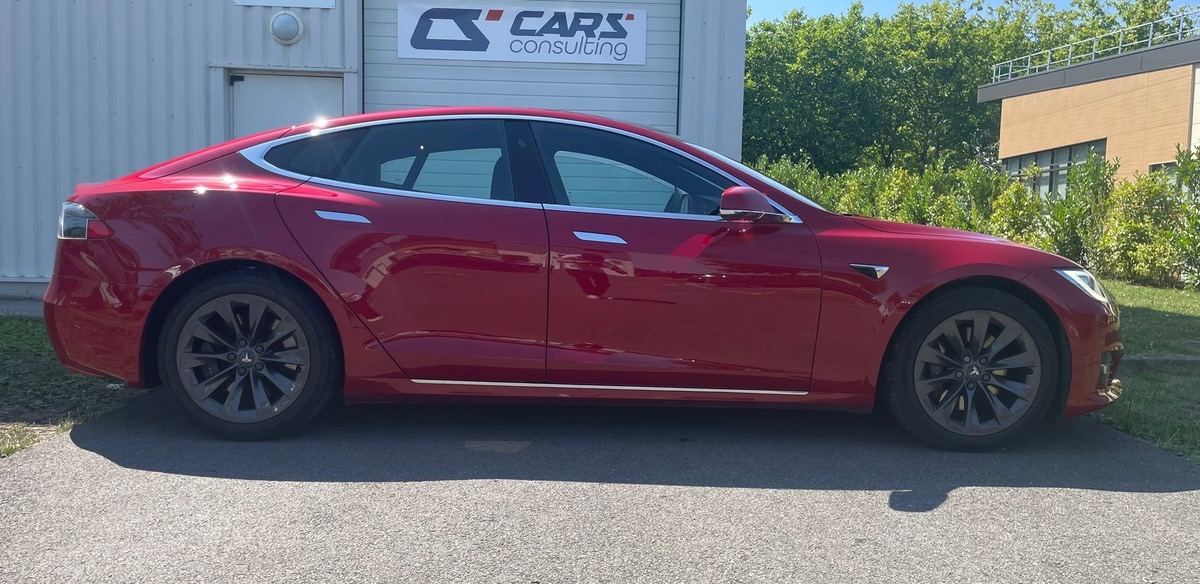 Tesla Model S 100D 422 Dual Motor