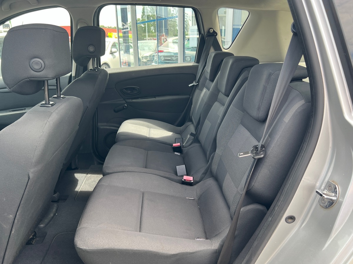 RENAULT Scenic 105 ch | Régulateur de vitesse | Climatisation