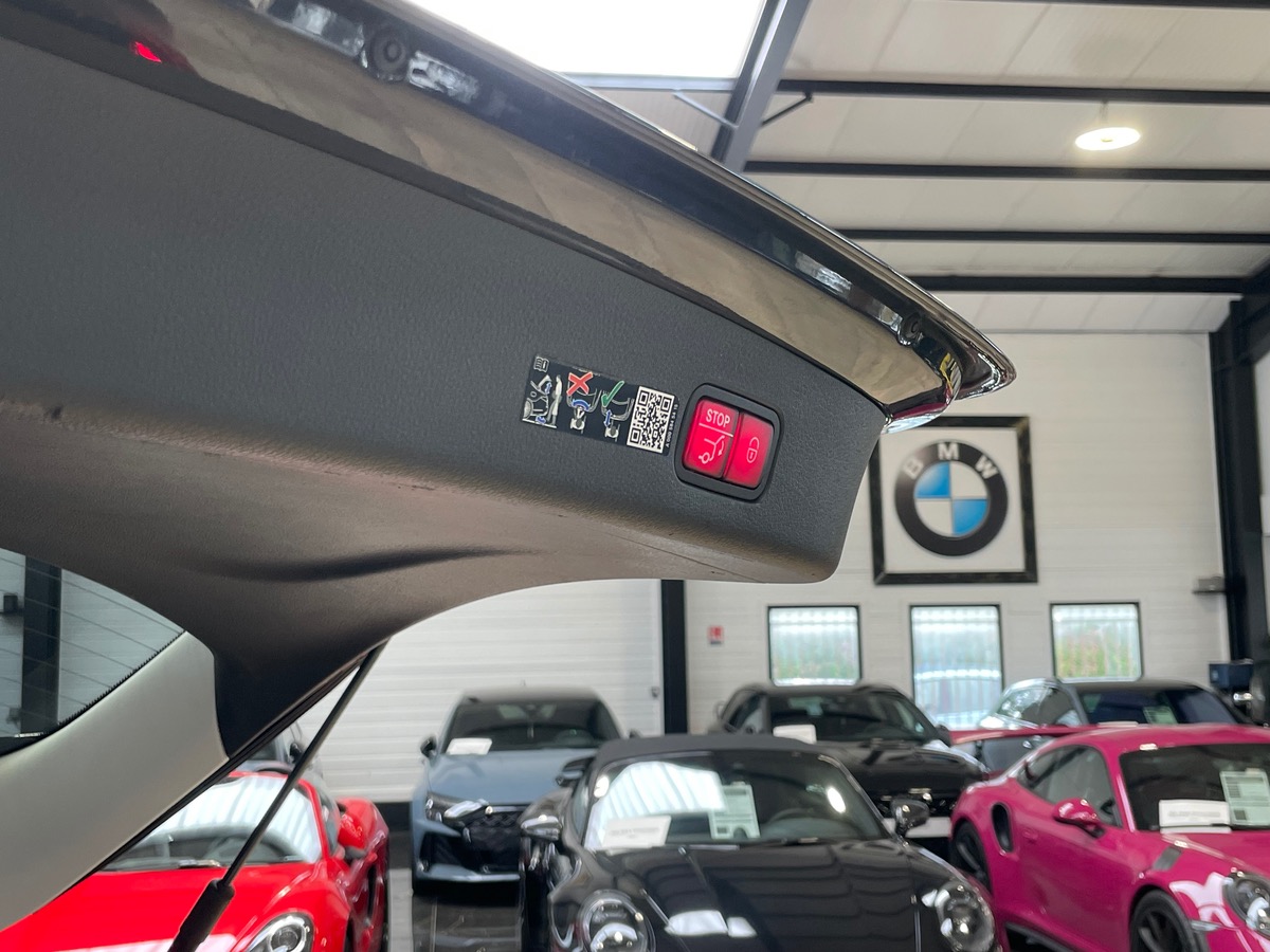 Mercedes Benz GLC 300E EQ POWER 4MATIC 9G-TRONIC - AMG LINE - ENTRETIEN CONSTRUCTEUR - 1ERE MAIN