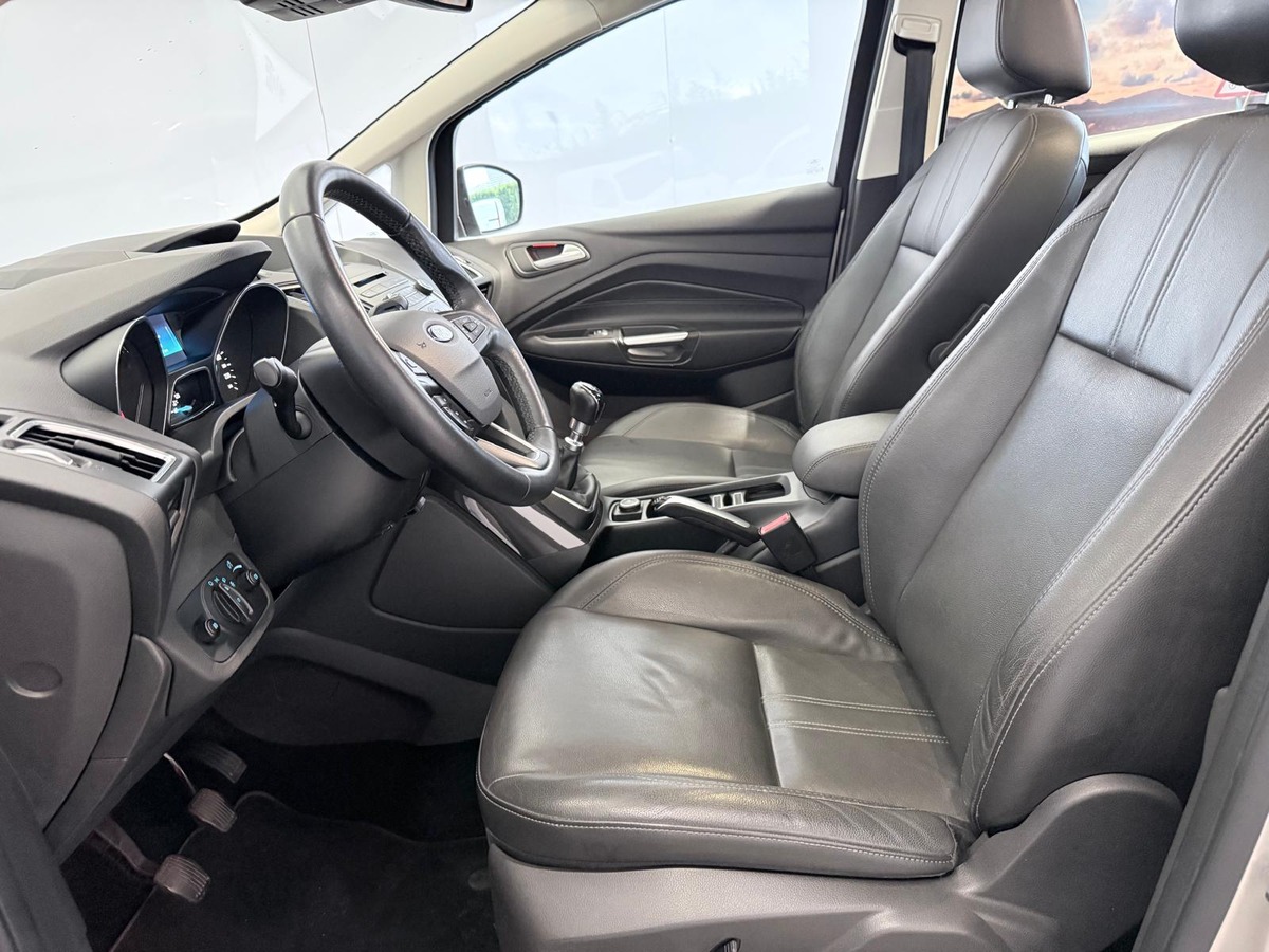 Ford C-max 1.5 TDCI 120  TITANIUM   PREMIERE MAIN