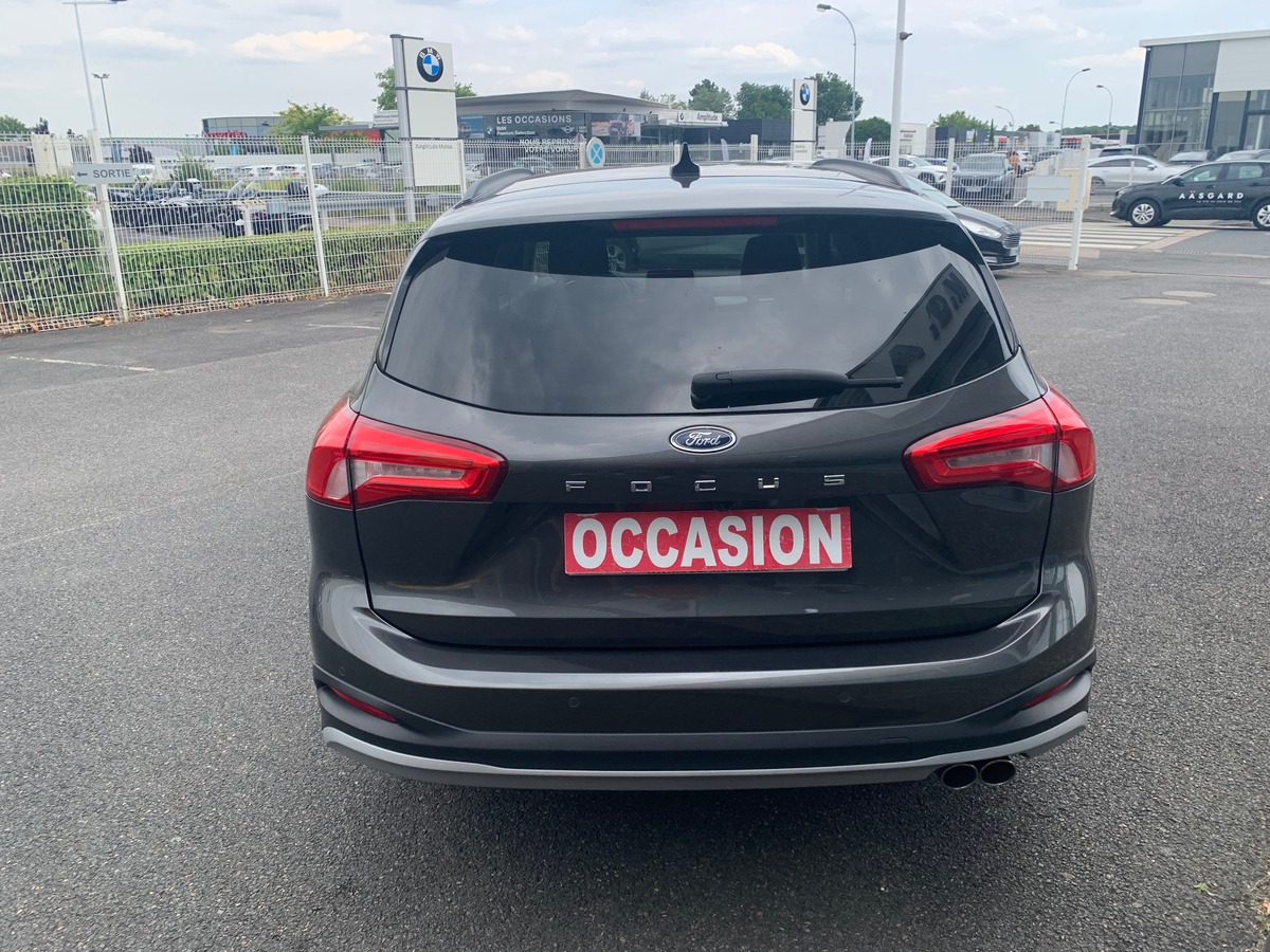 Ford FOCUS SW ACTIVE | ENTRETIENS CONSTRUCTEUR