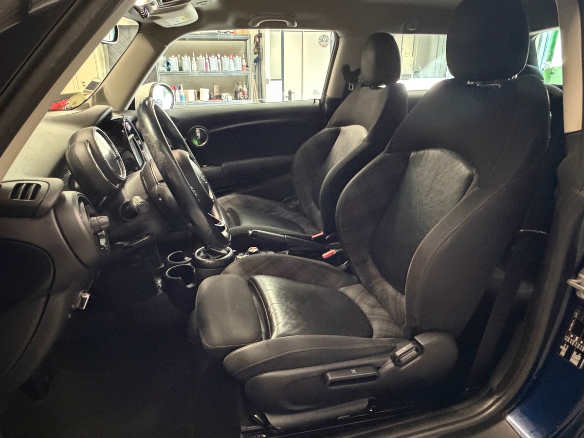 Mini Mini Cooper d 116CH Pack Chili