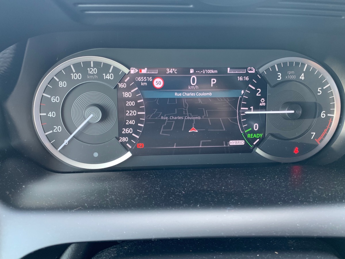 Land-Rover Discovery Sport L550 | P300e | PHEV | Toit panoramique | Caméra recul | Apple car play